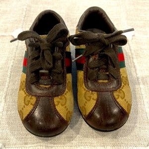 Gucci Kids Monogram Sneaker Size 22 (Size 6)